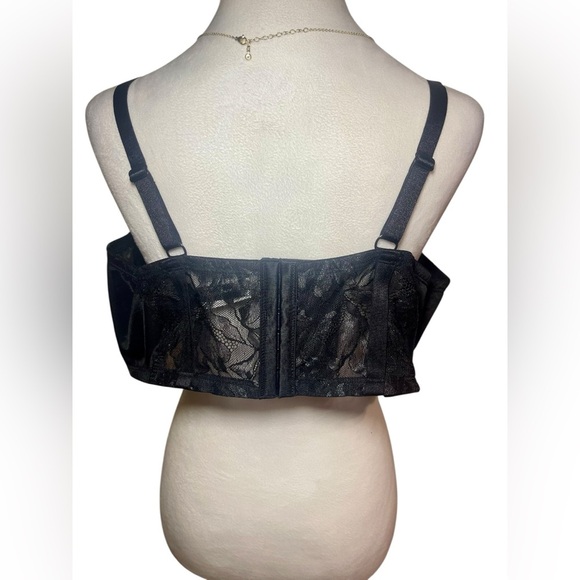 Torrid Black Lace Satin Strappy Bralette Size 3 #FeelTheFit Underwire Plus NWT - Picture 4 of 9
